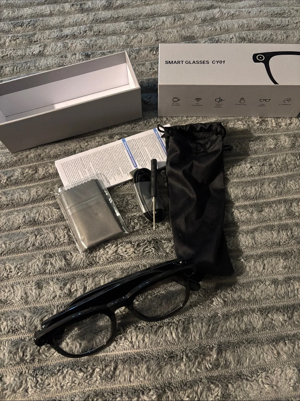 Smart Glasses - Black Frame